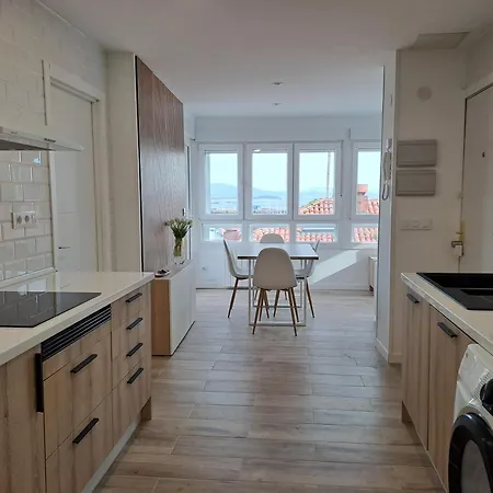 Atico Con Vistas A La Ria Apartmán